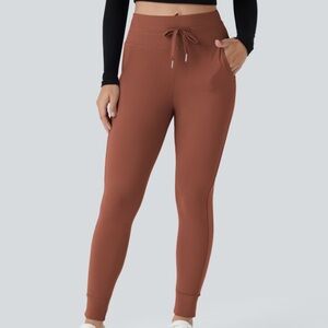 HALARA High-Waisted Joggers
